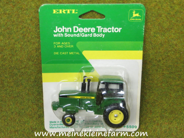 'John Deere mit SG2 Kabine (1:64)